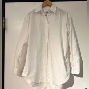 Aritzia Sunday Best Size Small Oversized Button Up White Shirt